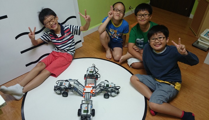 robo junior holiday camp